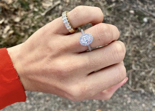 Our Favorite Oval Diamond Engagement Rings