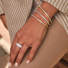 Load image into Gallery viewer, Essence Pave Diamond Bracelet
